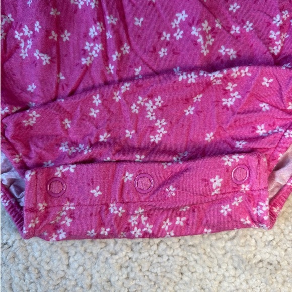 Posh Peanut Pink Ruffle Bubble Romper size 2T - Picture 3 of 9